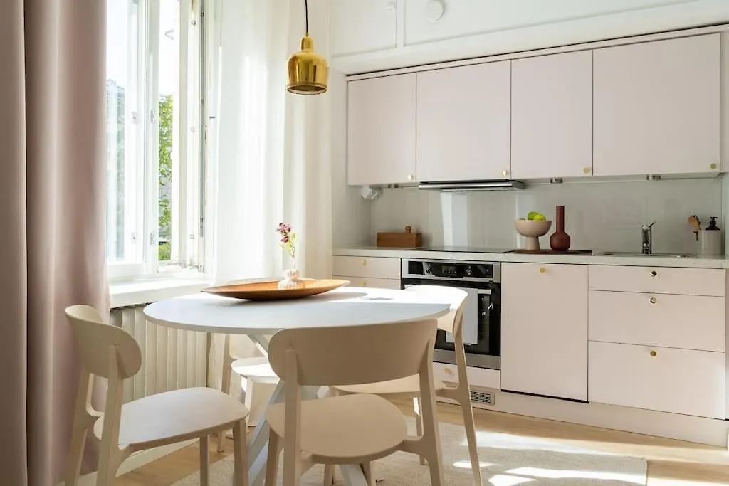 Serene Studio Retreat In Toeoeloe Helsinki Finland
